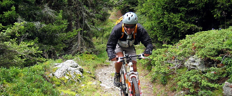 Mountainbike im Schnalstal